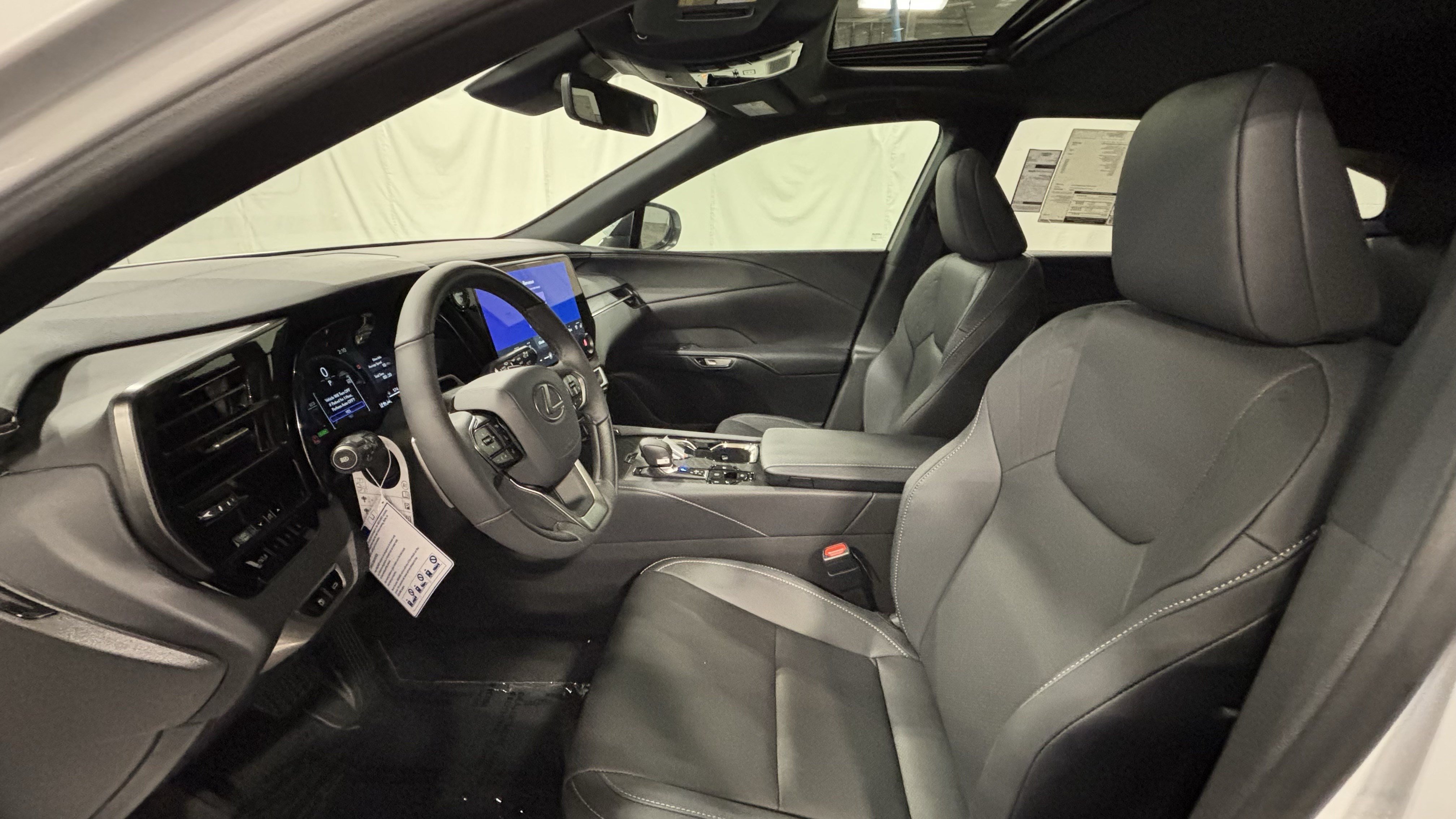 New 2026 Lexus RX 350h AWD/4WD image 12