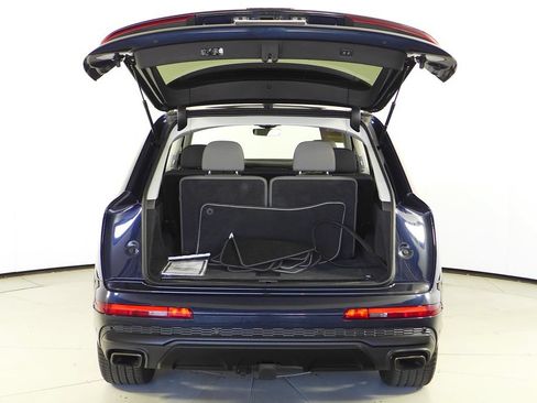 Used 2025 Audi Q7 2.0T Premium Plus w/ Premium Plus Package AWD/4WD image 10