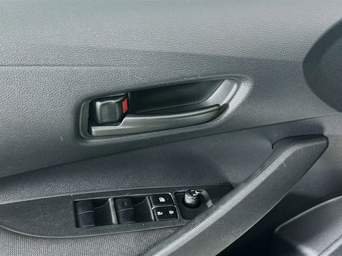 Used 2024 Toyota Corolla LE image 15