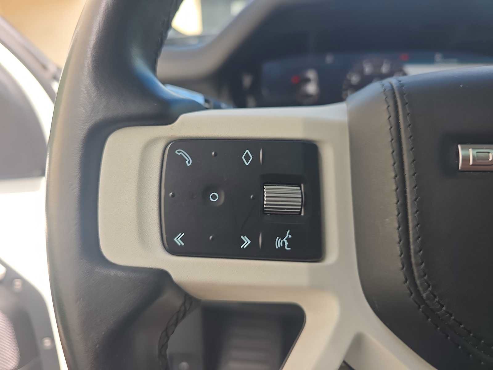 Used 2020 Land Rover Defender 110 S AWD/4WD image 24
