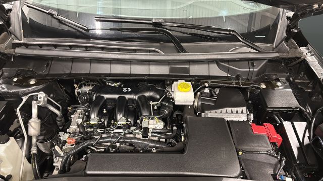 Used 2024 Nissan Pathfinder Rock Creek AWD/4WD image 28