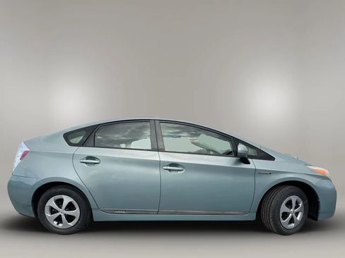 Used 2013 Toyota Prius Two image 8