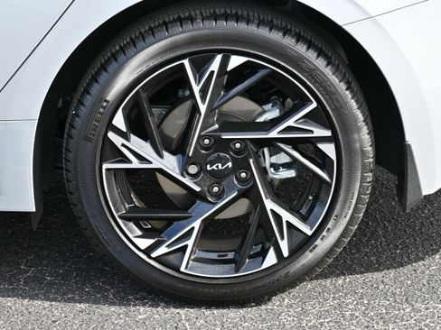 Used 2025 Kia K5 GT-Line image 35