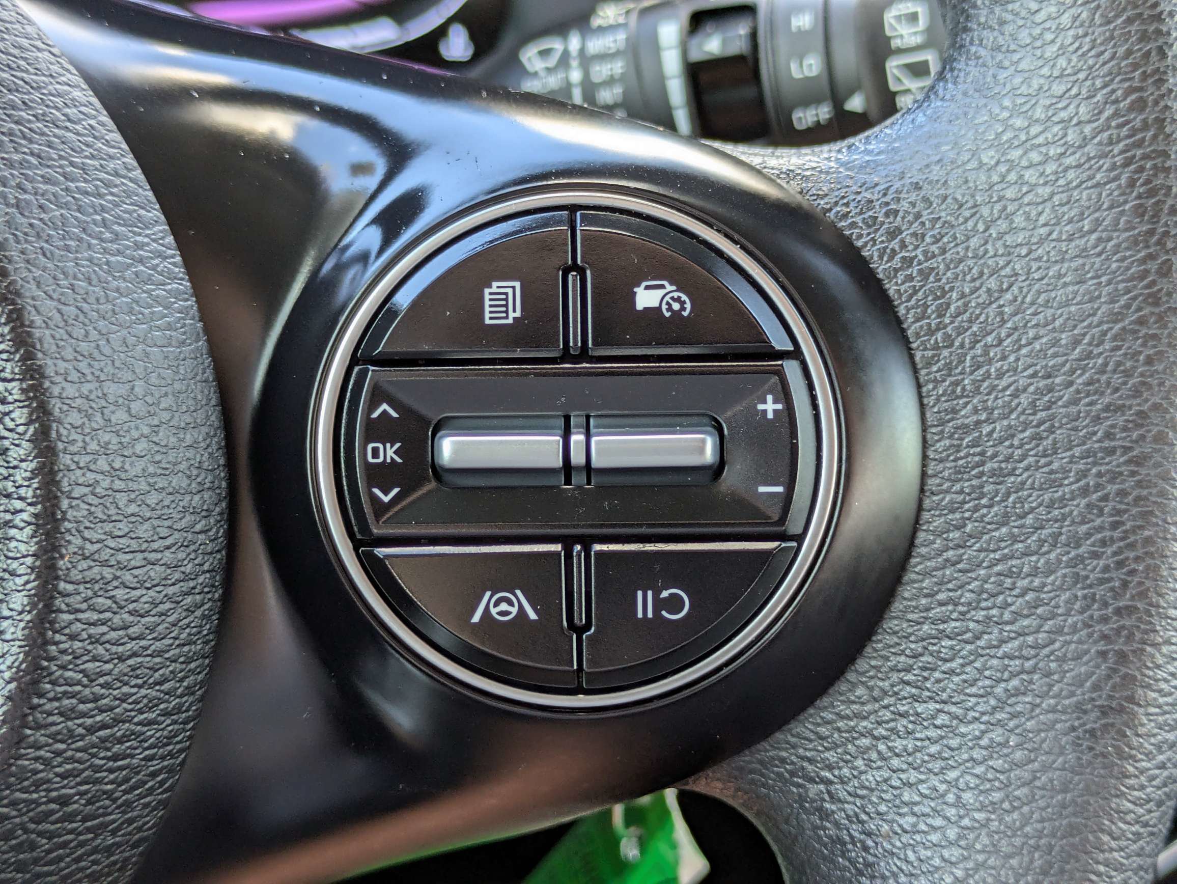 Certified 2024 Kia Soul LX w/ Option Group 015 FWD image 23