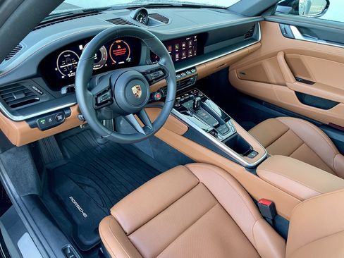 Used 2025 Porsche 911 Carrera image 13