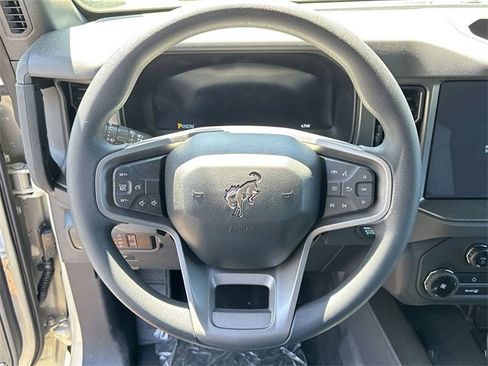 New 2025 Ford Bronco 4-Door image 13