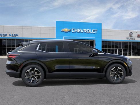New 2026 Chevrolet Equinox EV LT AWD/4WD image 5