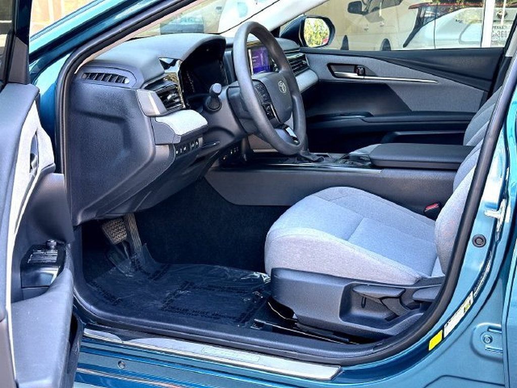 Certified 2025 Toyota Camry LE FWD image 10