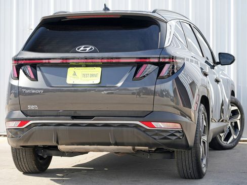 Used 2022 Hyundai Tucson SEL w/ Convenience + Premium Package image 4