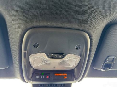 Certified 2025 Chevrolet Colorado Trail Boss AWD/4WD image 26