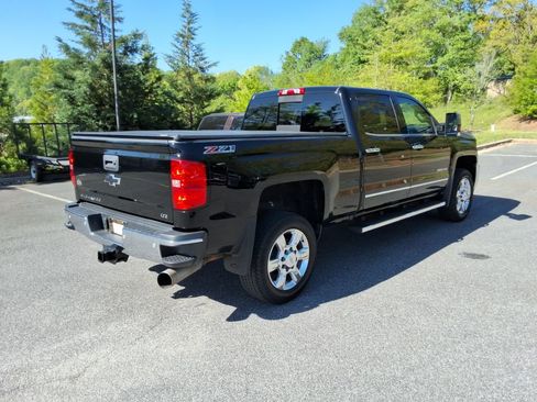 Used 2017 Chevrolet Silverado 2500 LTZ w/ Duramax Plus Package image 5