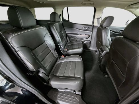 Used 2023 GMC Acadia Denali w/ Denali Ultimate Package FWD image 30