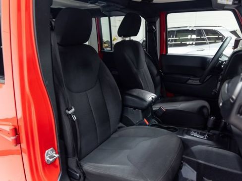 Used 2018 Jeep Wrangler Unlimited Sport w/ Trailer Tow Group AWD/4WD image 23