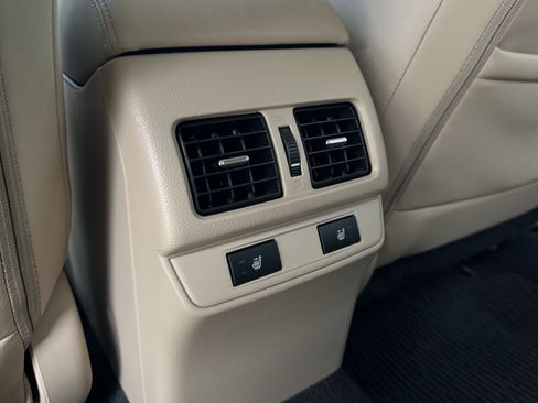 Used 2017 Subaru Outback 3.6R Limited image 15