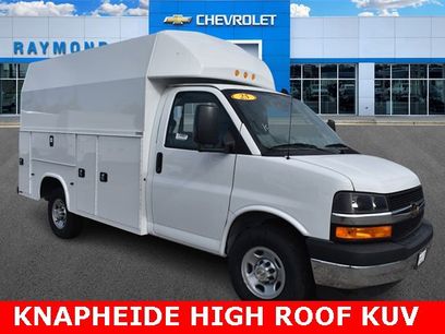 New 2025 Chevrolet Express 3500 w/ Power Convenience Package