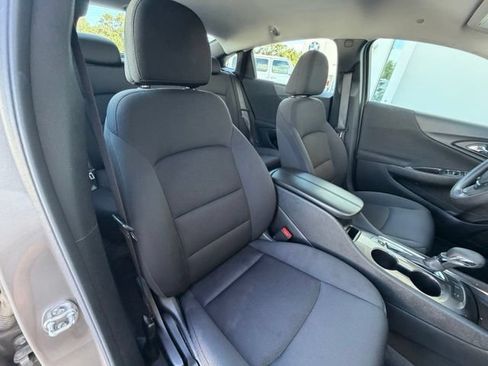 Used 2025 Chevrolet Malibu LT FWD image 33