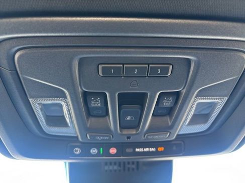 Used 2024 Chevrolet Silverado 1500 High Country w/ High Country Premium Package image 21