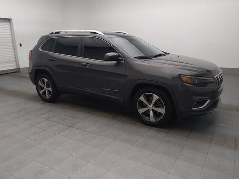 Used 2020 Jeep Cherokee Limited FWD image 11