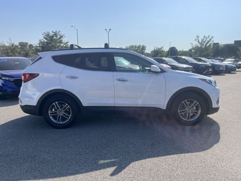 Used 2017 Hyundai Santa Fe Sport w/ 2.4L Tech Package 04 FWD image 4