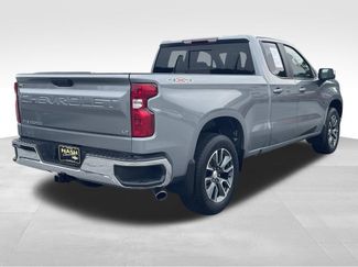 Used 2023 Chevrolet Silverado 1500 LT w/ Convenience Package II AWD/4WD video 3