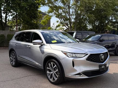 Used 2023 Acura MDX SH-AWD w/ Technology Package image 8