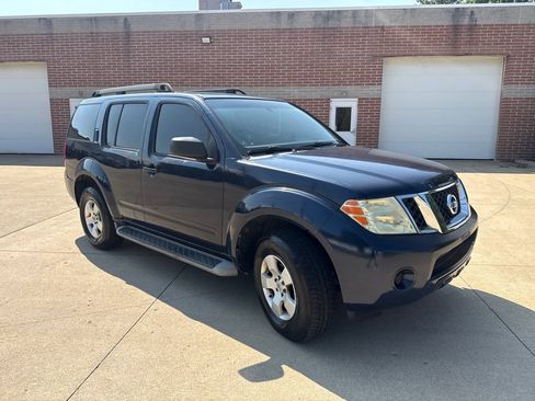 Used 2008 Nissan Pathfinder S AWD/4WD image 3