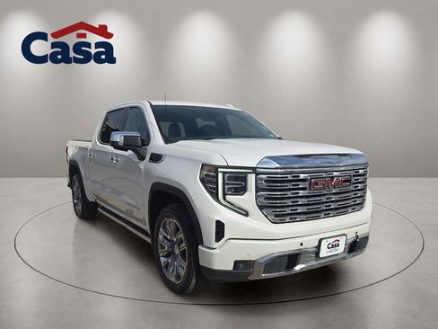 Used 2022 GMC Sierra 1500 Denali w/ Denali Reserve Package AWD/4WD image 4