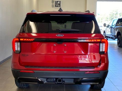 Certified 2025 Ford Explorer ST-Line AWD/4WD image 6