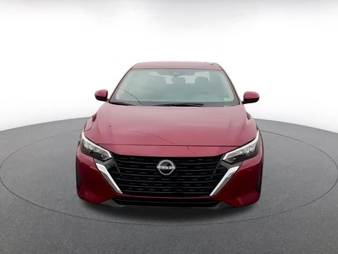 Used 2024 Nissan Sentra SV image 3