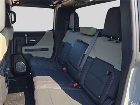 New 2026 GMC Hummer EV 4x4 Crew Cab image 17