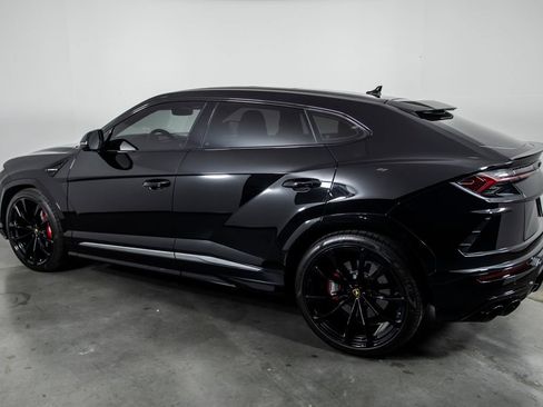 Used 2021 Lamborghini Urus AWD/4WD image 15