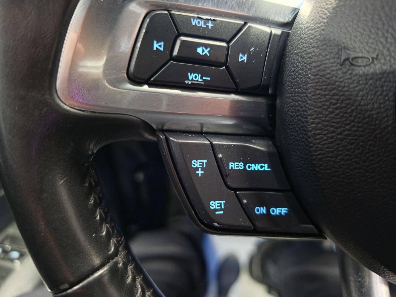 Used 2020 Ford Mustang Premium RWD image 22