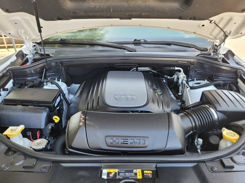 Used 2023 Dodge Durango R/T RWD image 40