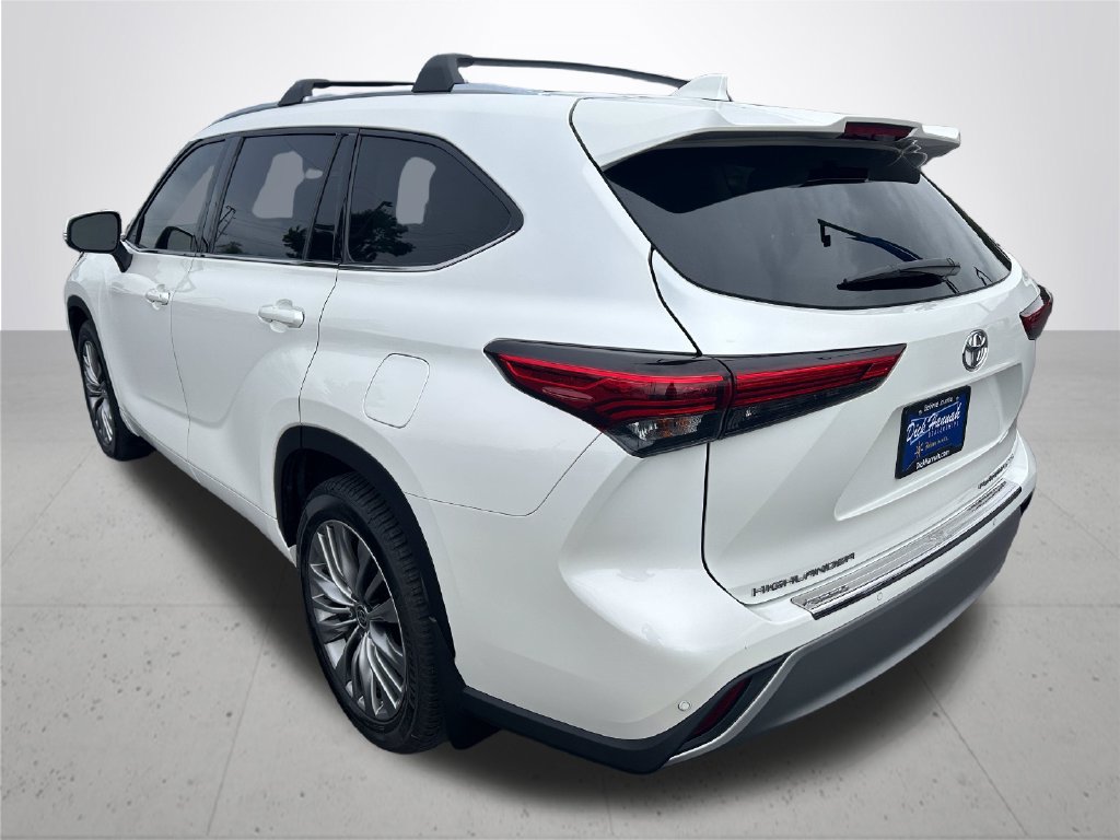 Used 2020 Toyota Highlander Platinum AWD/4WD image 9