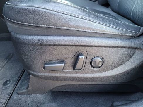 Certified 2022 Kia Telluride EX w/ EX Premium Package image 14