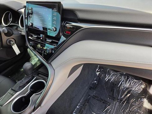Certified 2023 Toyota Camry LE image 20