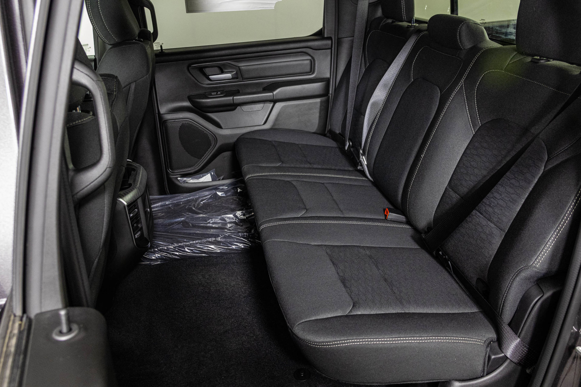 New 2026 RAM 1500 Express AWD/4WD image 32