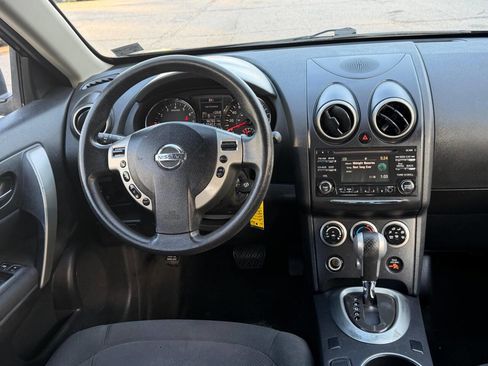 Used 2015 Nissan Rogue S w/ Convenience Package AWD/4WD image 10