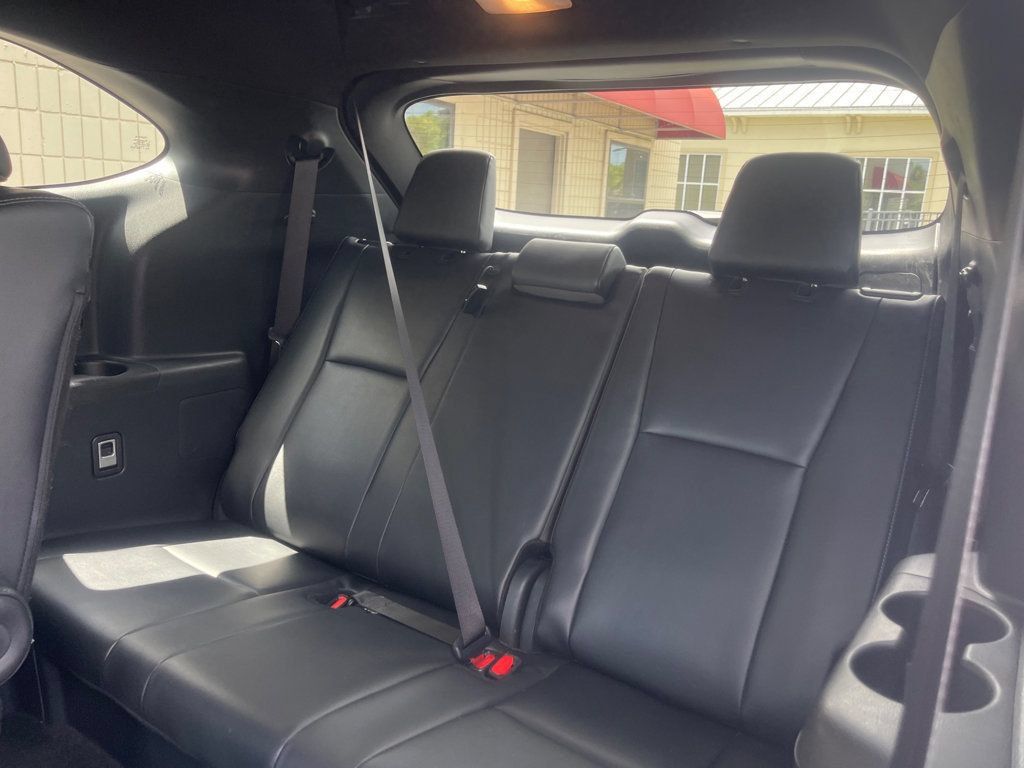 Used 2025 Toyota Highlander XSE AWD/4WD image 12