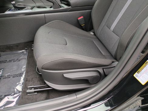 New 2026 Hyundai Elantra SE FWD image 16