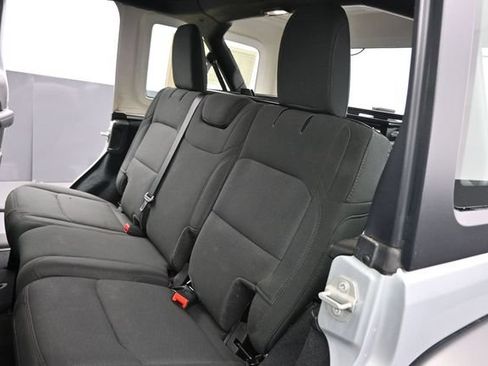 Used 2023 Jeep Wrangler Unlimited Sport AWD/4WD image 15