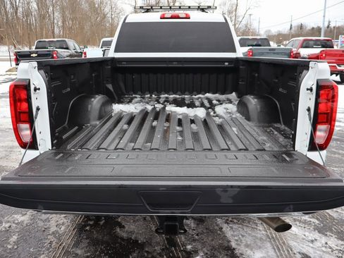 Used 2024 GMC Sierra 2500 Pro w/ Convenience Package image 24