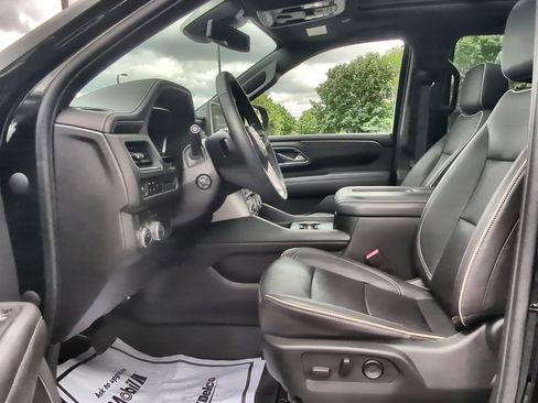 Used 2023 GMC Yukon XL SLT w/ SLT Luxury Package RWD image 20