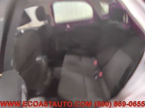 Used 2017 Ford Focus SEL FWD image 13