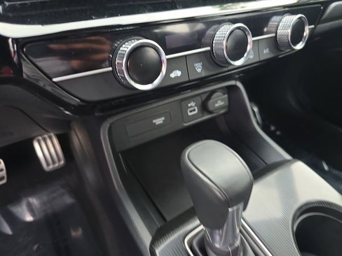 Certified 2024 Honda Civic Sport image 25