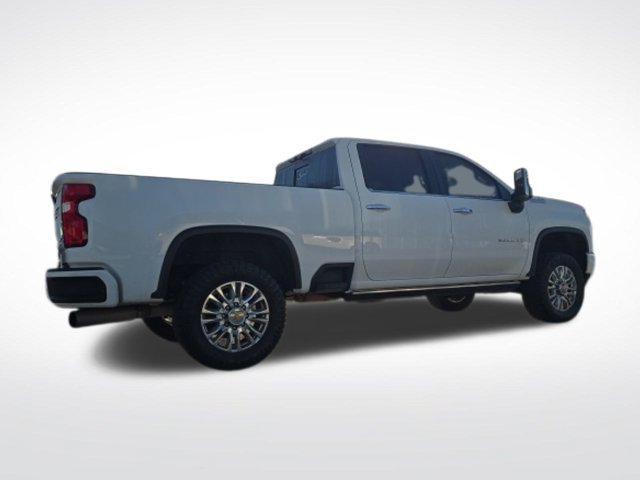 Used 2023 Chevrolet Silverado 2500 High Country w/ Z71 Off-Road Package AWD/4WD image 3