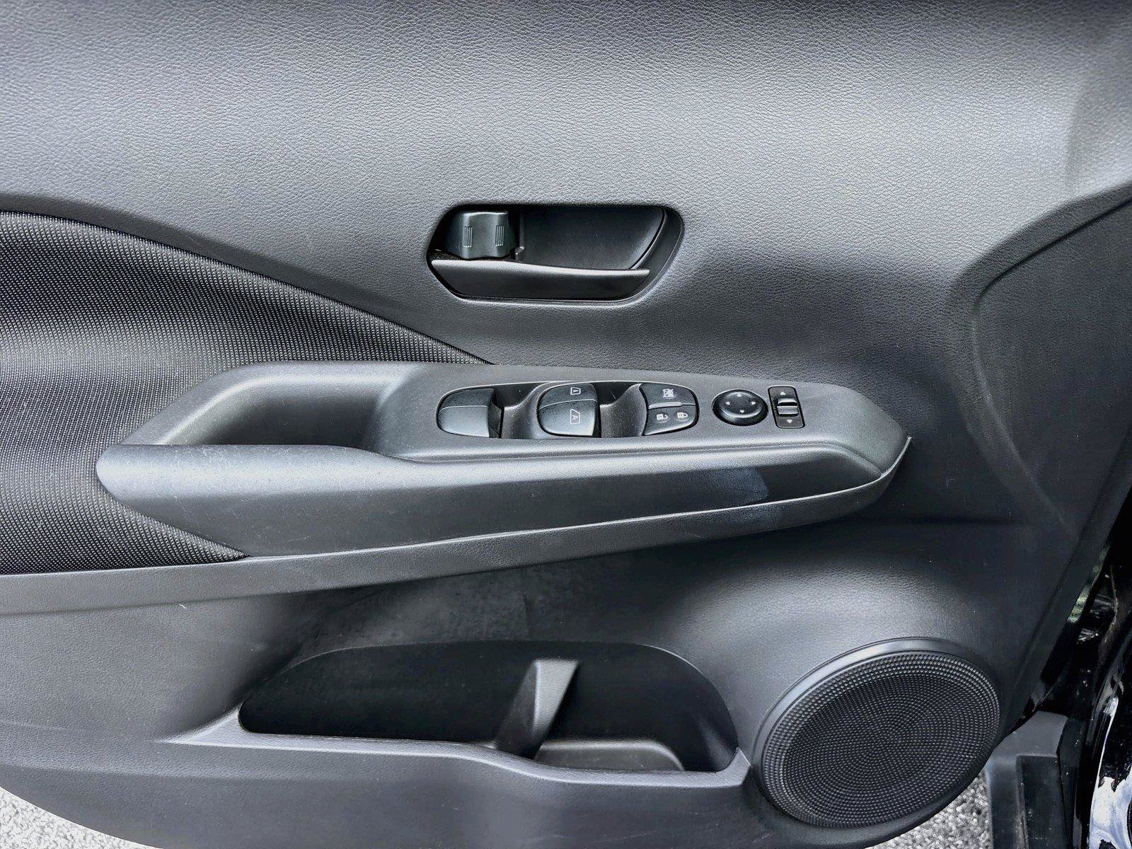 Used 2021 Nissan Kicks S FWD image 20