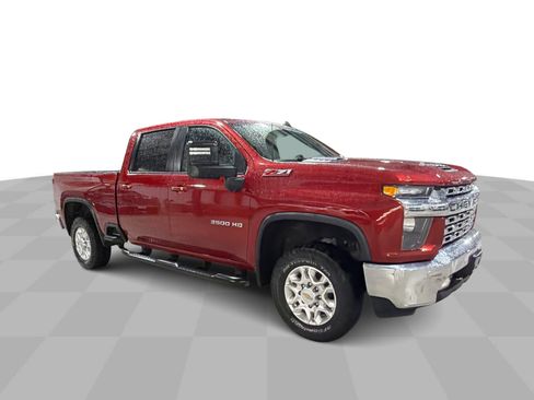 Used 2022 Chevrolet Silverado 3500 LT w/ Convenience Package AWD/4WD image 2