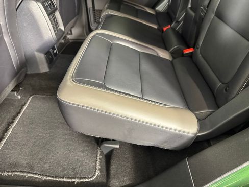 Used 2025 Ford Bronco Outer Banks AWD/4WD image 25