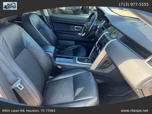 Used 2018 Land Rover Discovery Sport SE AWD/4WD image 31